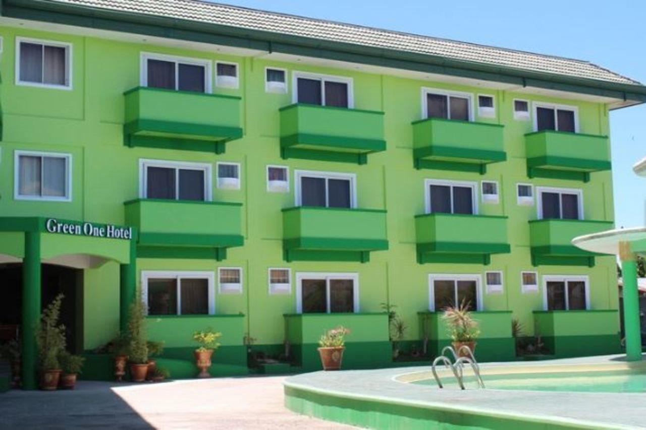Green One Hotel Мактан Екстериор снимка