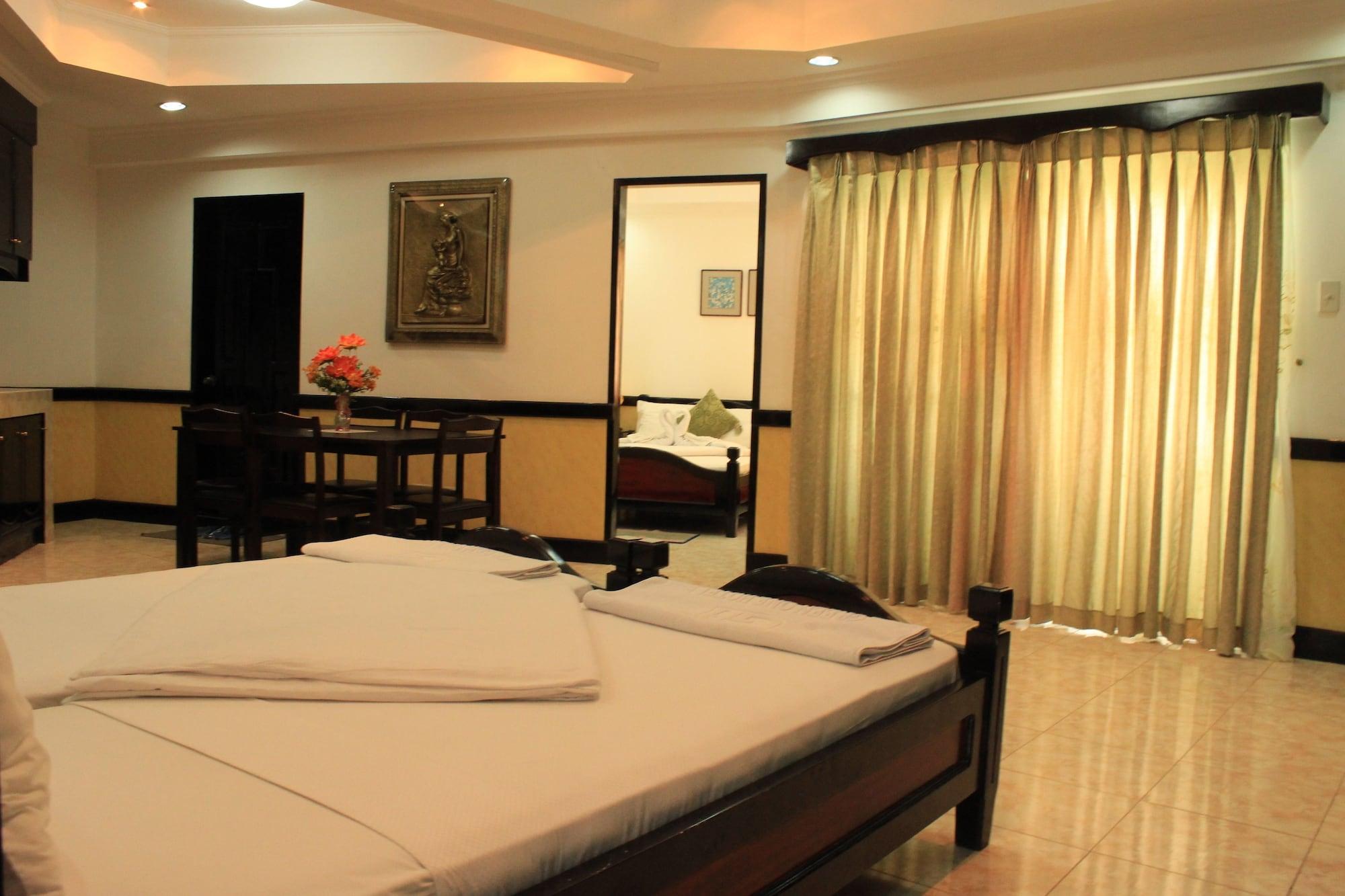 Green One Hotel Мактан Екстериор снимка