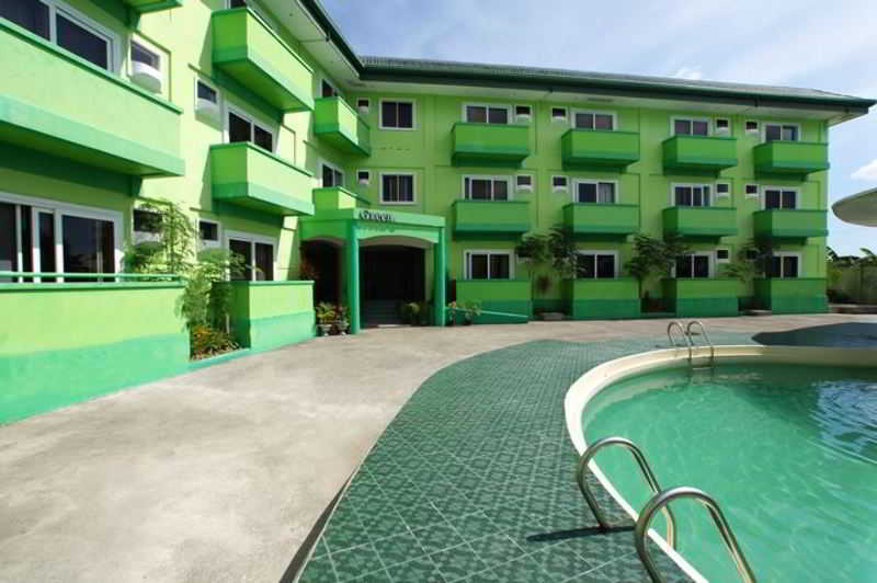 Green One Hotel Мактан Екстериор снимка